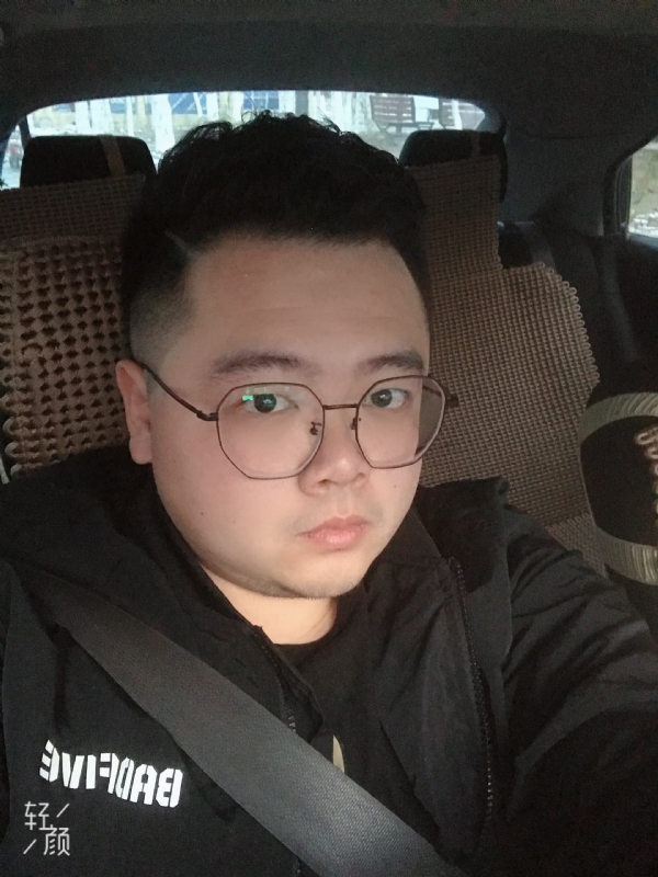 欢笑的第一张照片--乌鲁木齐残疾人相亲网